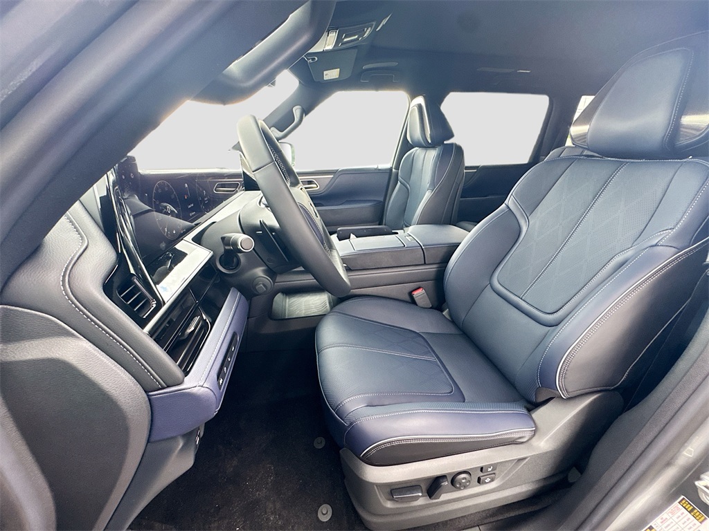 2026 Infiniti QX80 Sensory photo 19