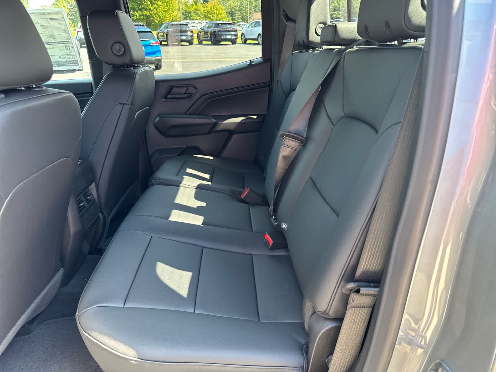 2026 Chevrolet Colorado Trail Boss photo 14