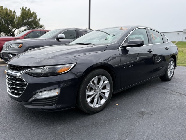 2023 Chevrolet Malibu 1LT photo 2