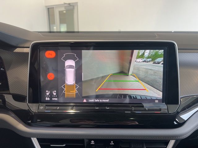 2025 Volkswagen Atlas Peak Edition SE photo 19