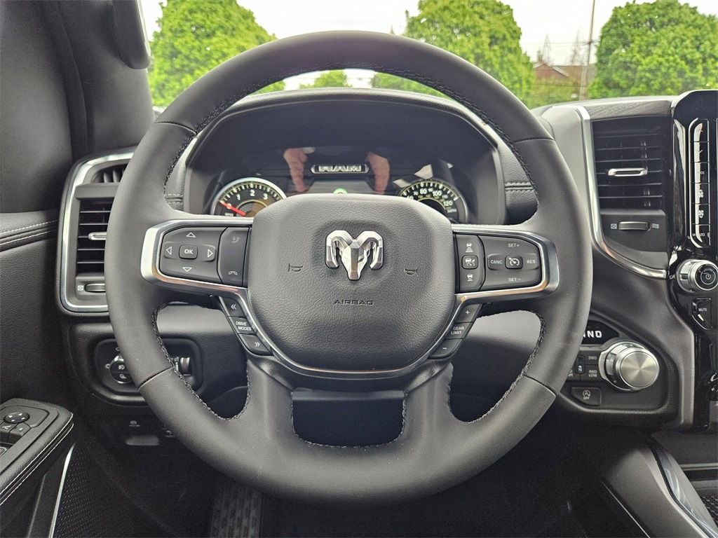 New 2025 Billet Silver Metallic Clear-Coat Exterior Paint RAM Laramie image 22