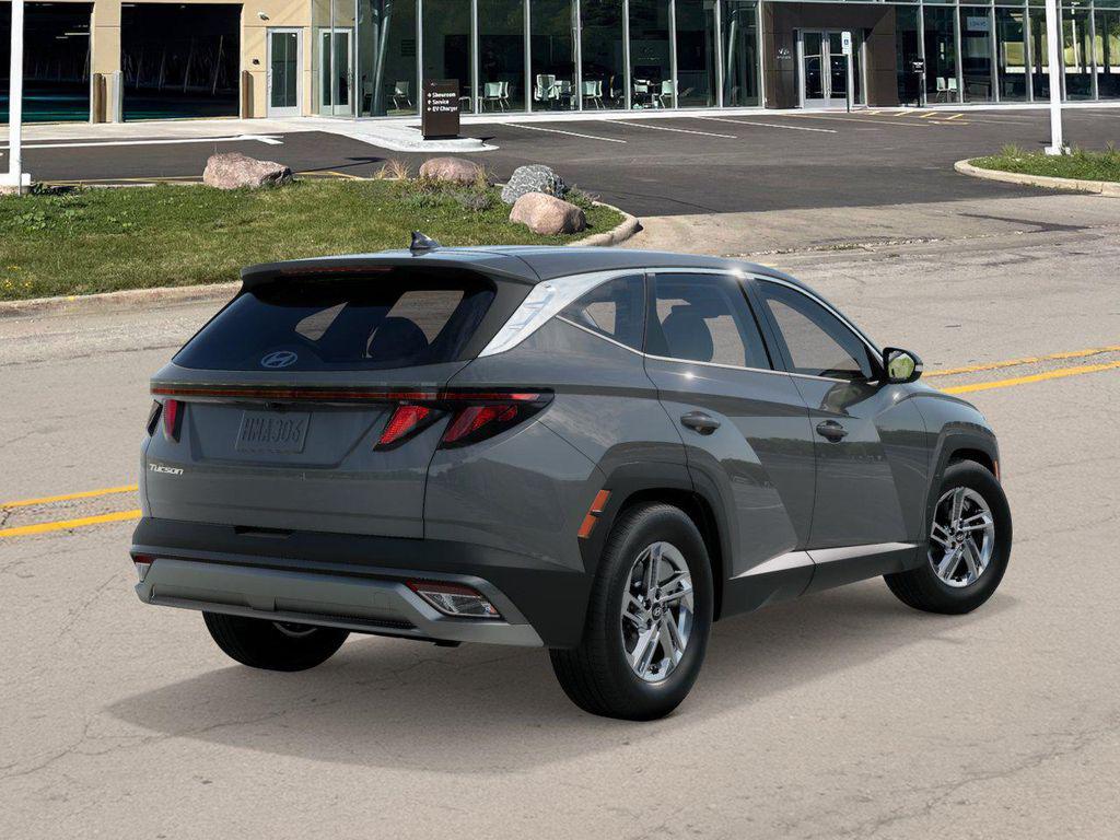 2026 Hyundai Tucson SE photo 4