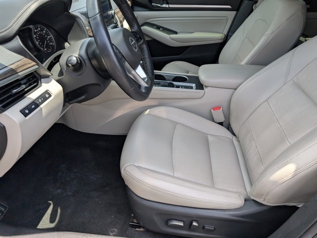 2019 Nissan Altima 2.5 Platinum photo 26