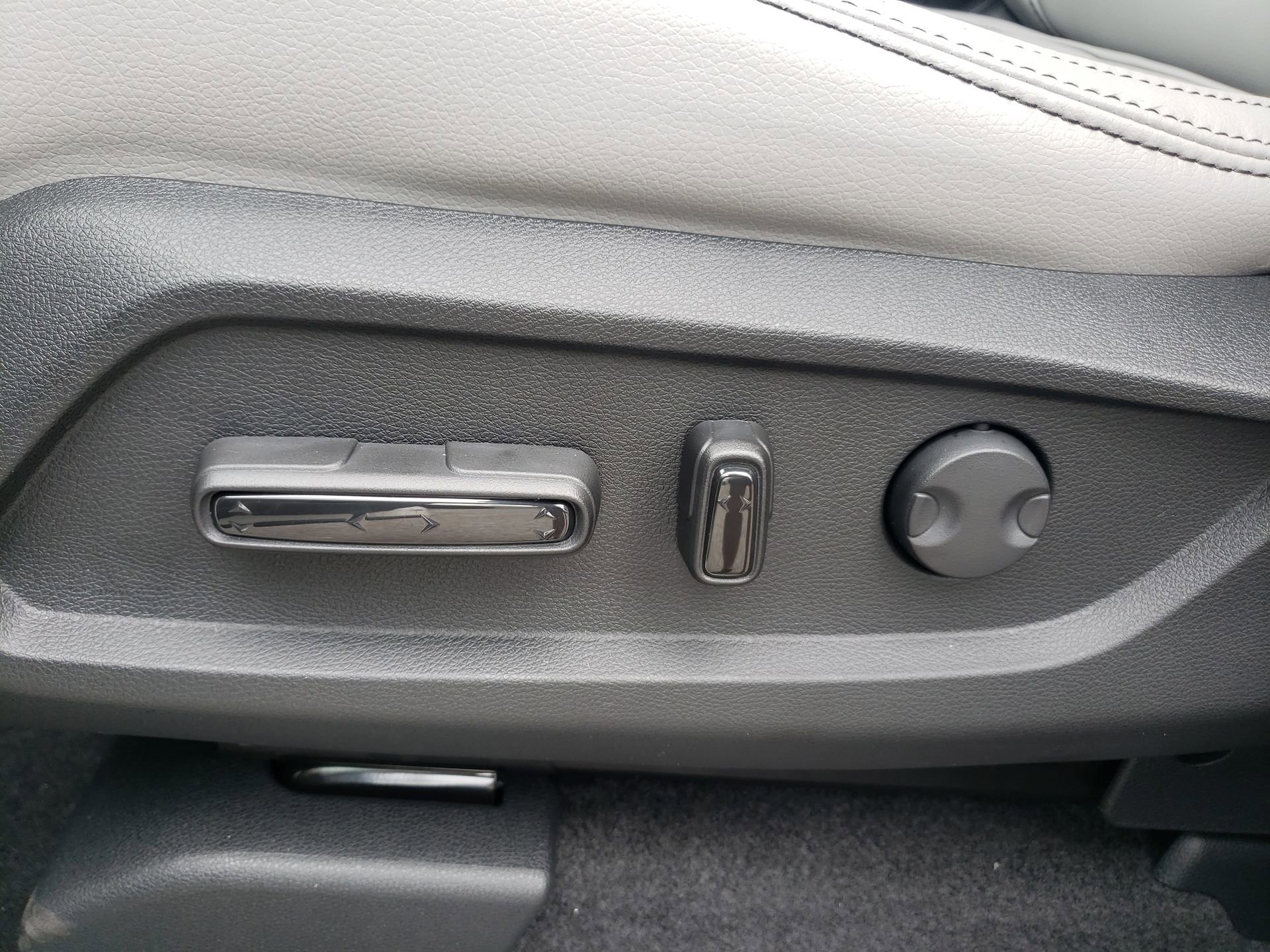 2025 Honda Pilot Touring photo 21
