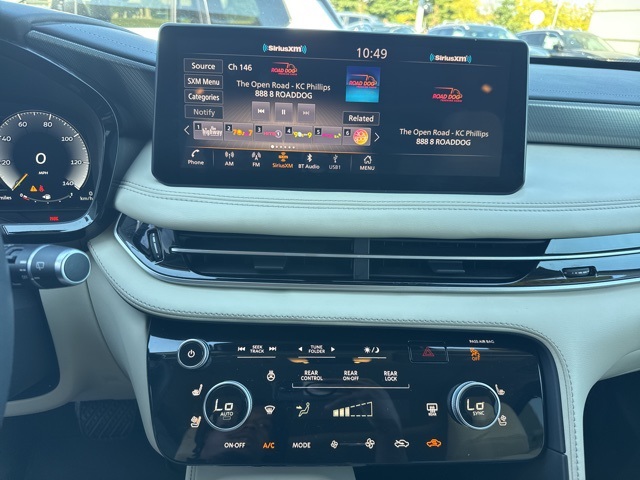 2022 Infiniti QX60 Luxe photo 11