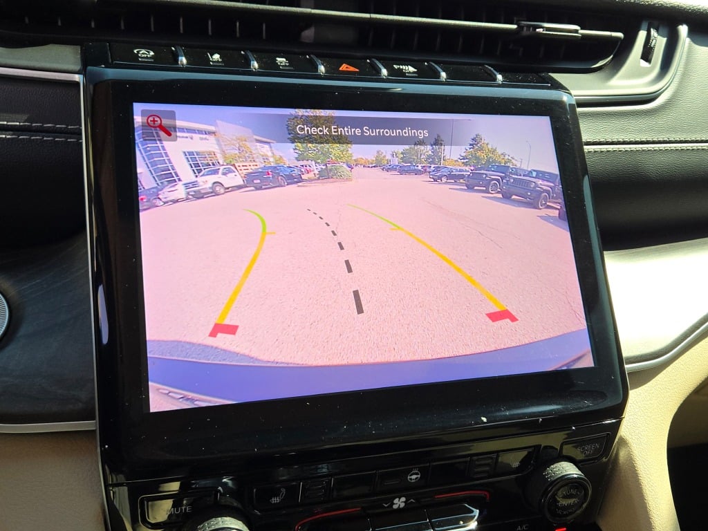 2021 Jeep Grand Cherokee Limited photo 28