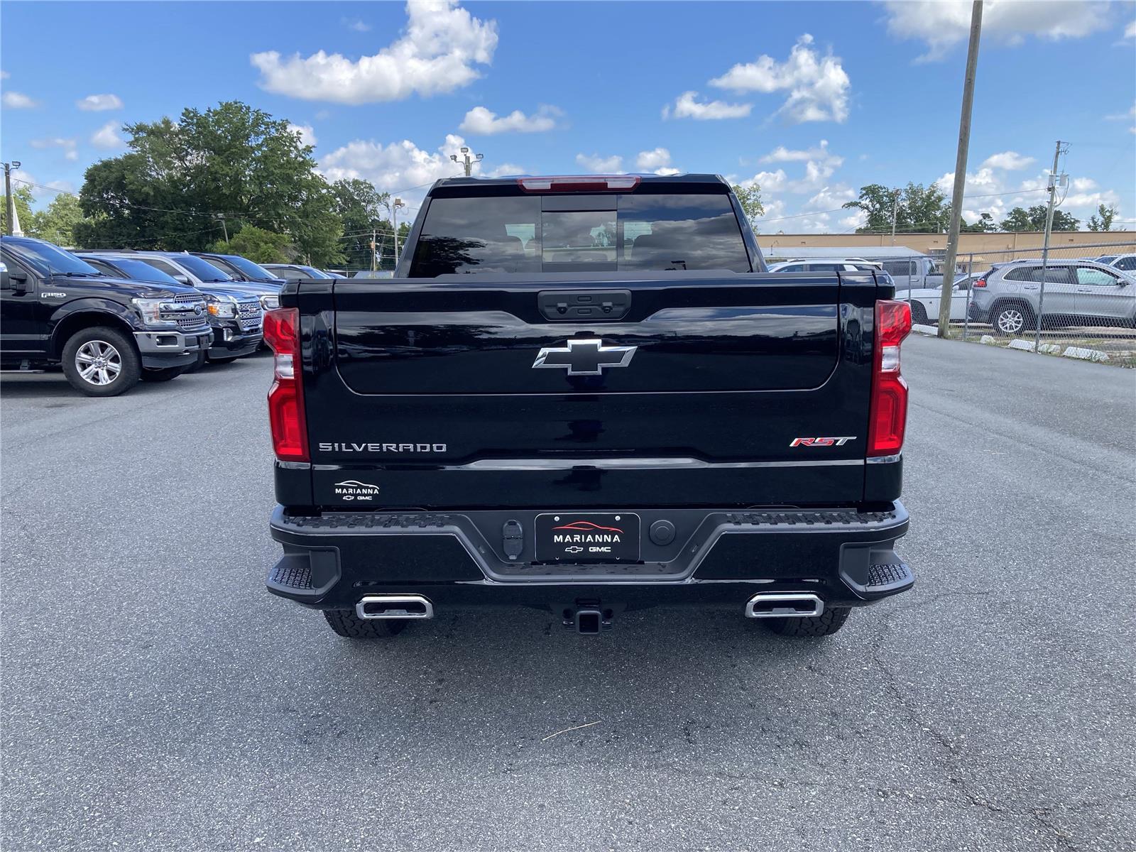 2026 Chevrolet Silverado 1500 RST photo 3