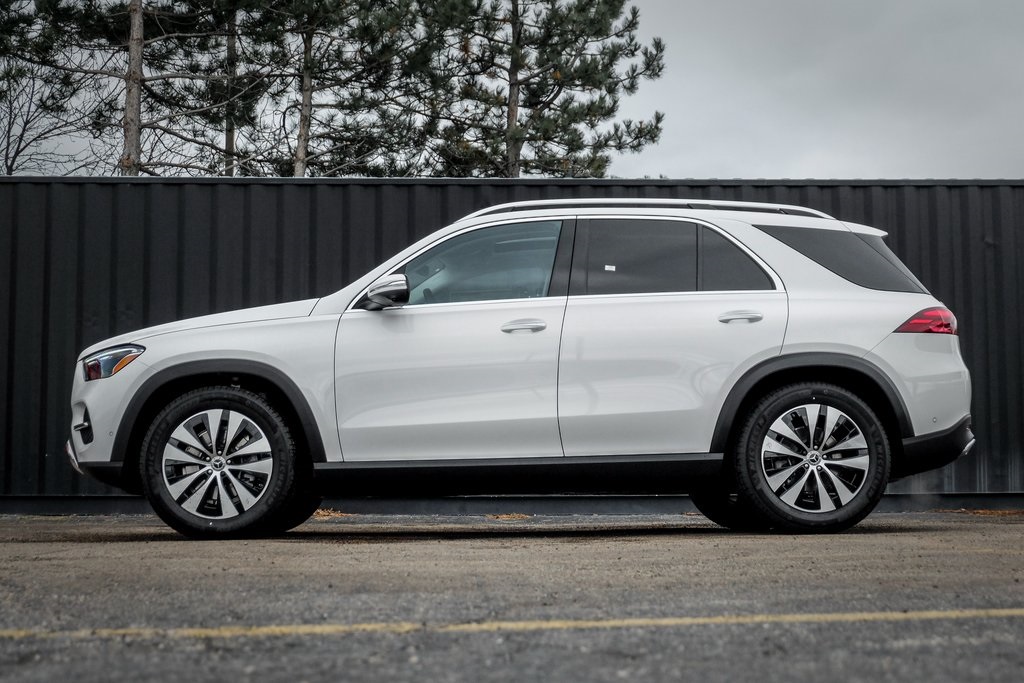 2025 Mercedes Benz GLE 350 4MATIC photo 2