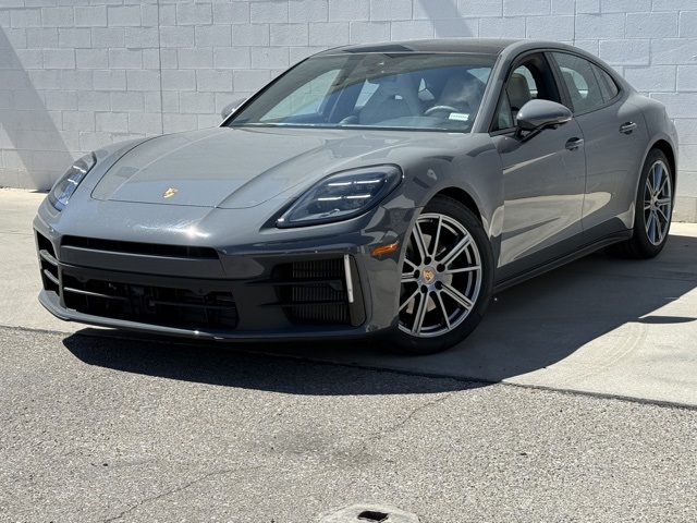 2026 Porsche Panamera Base