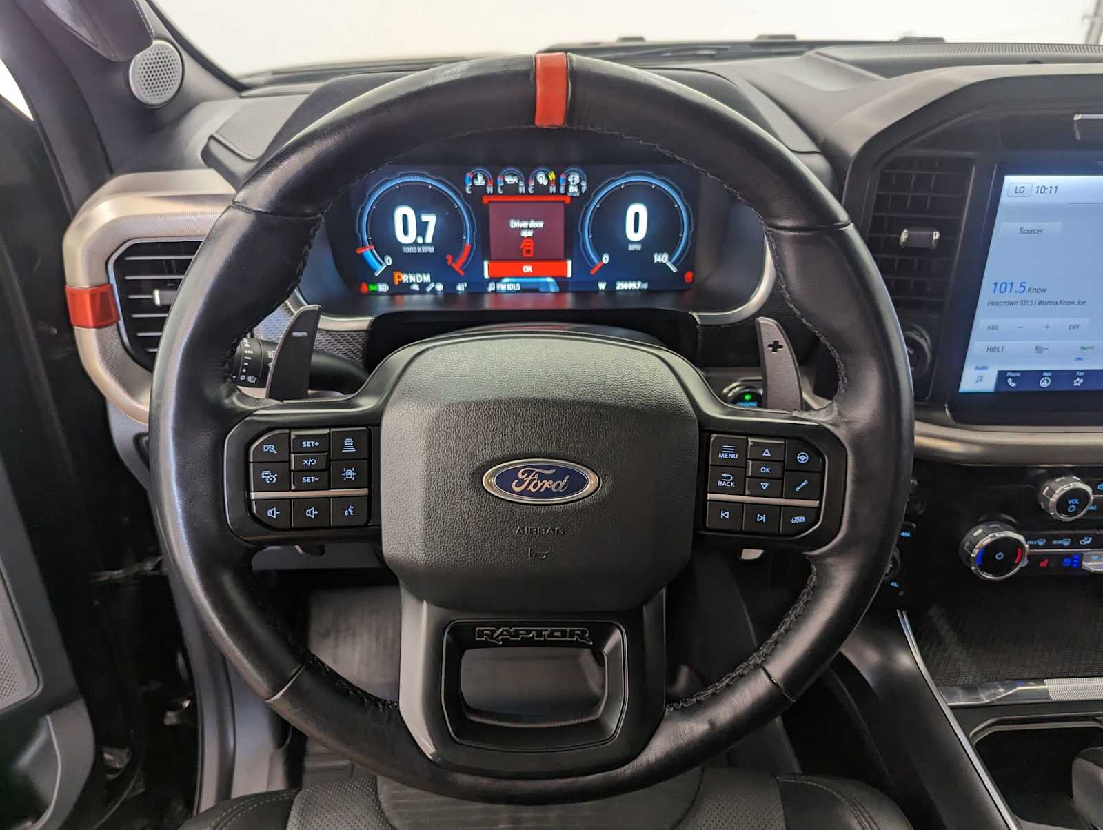 2023 Ford F-150 Raptor photo 19