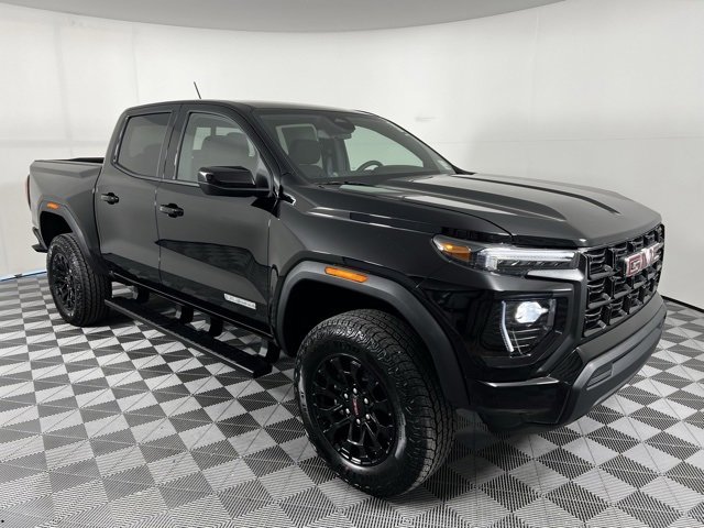 2026 GMC Canyon Elevation's photo