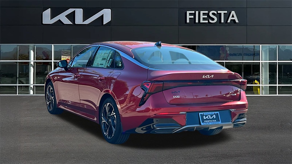2025 Kia K5 GT-Line photo 6