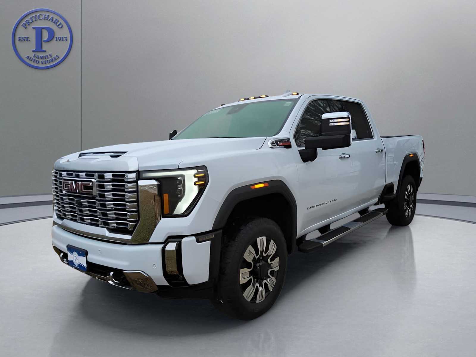 2026 Gmc Sierra 3500 HD Denali photo 3