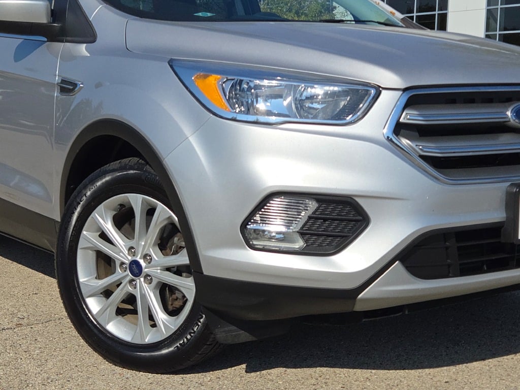 2017 Ford Escape SE photo 3
