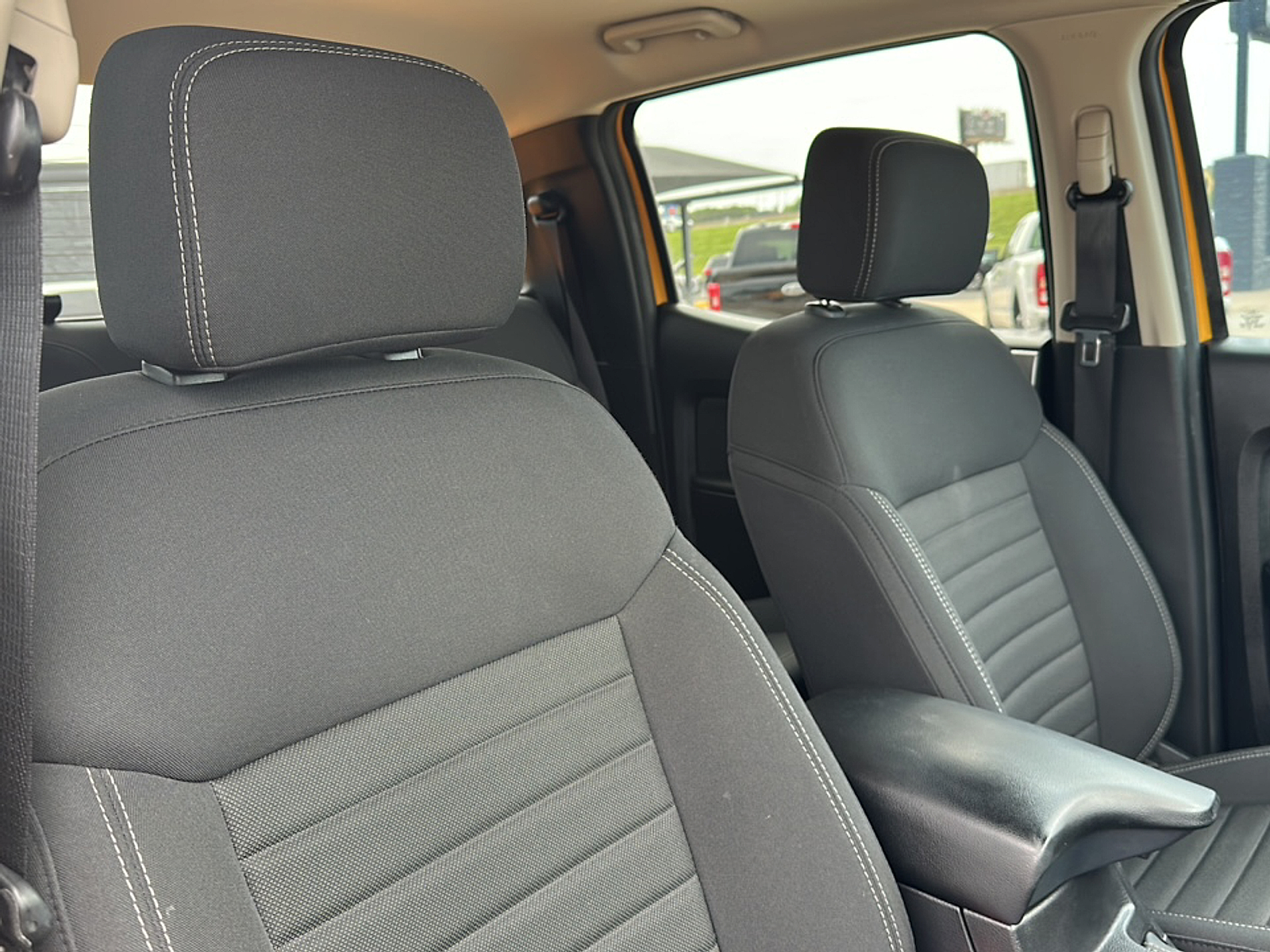 Used 2021 Orange Ford XLT image 22