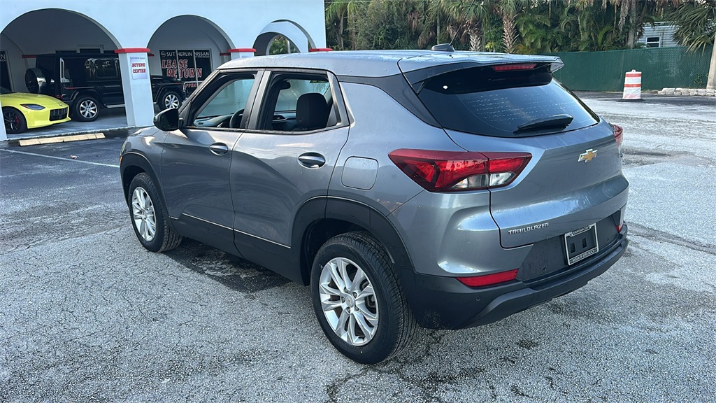 2021 Chevrolet Trailblazer LS photo 5