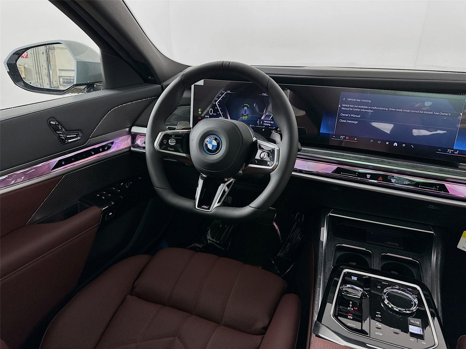 2026 Bmw 750e photo 22