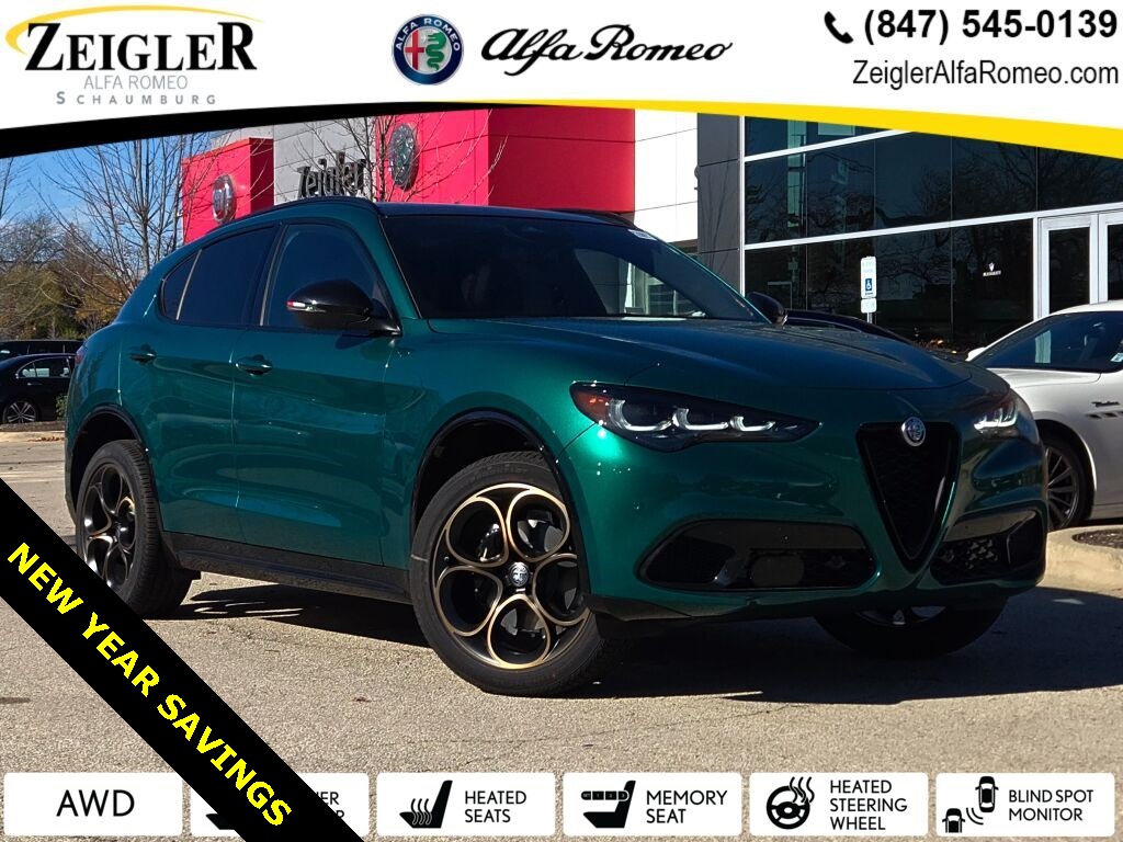 2025 Alfa Romeo Stelvio Intensa's photo