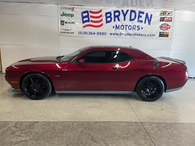 2018 Dodge Challenger R/T photo 4