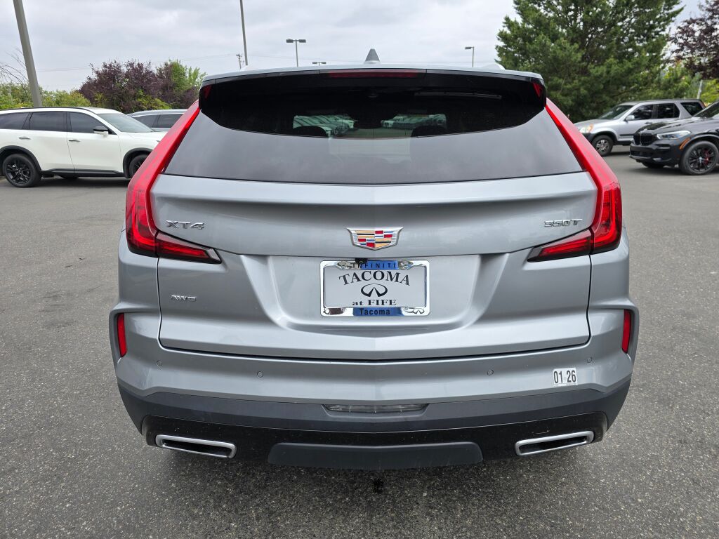 2024 Cadillac XT4 Premium Luxury photo 4