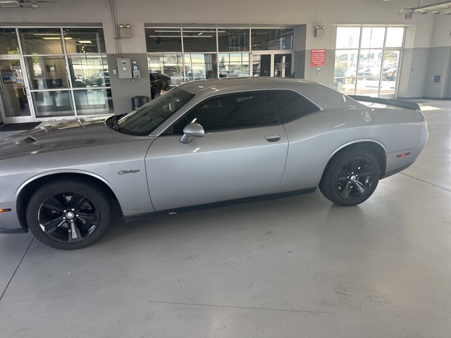 2018 Dodge Challenger SXT photo 3