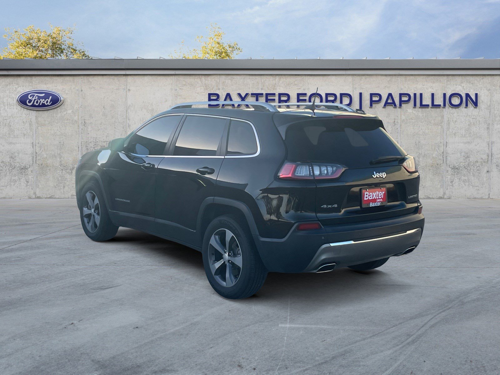 2019 Jeep Cherokee Limited photo 3
