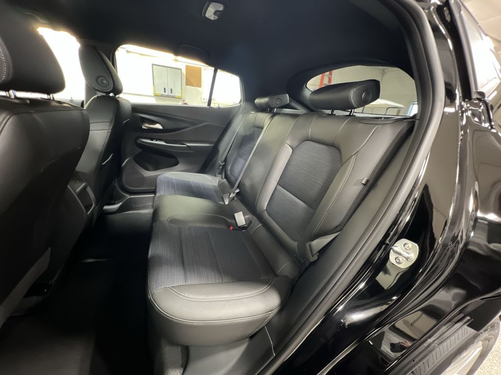 2025 Buick Envista Preferred photo 21