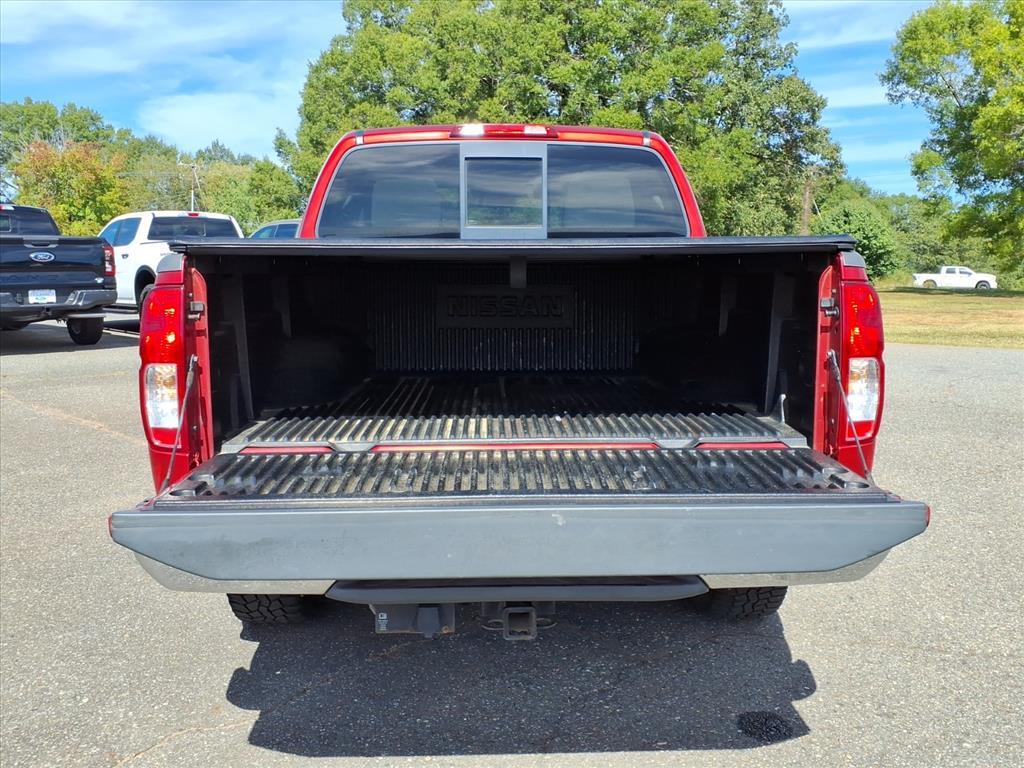 2014 Nissan Frontier SV photo 18