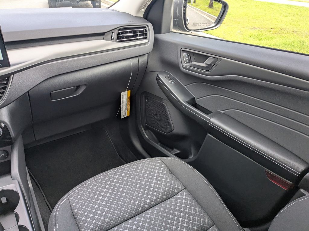2025 Ford Escape Active photo 18