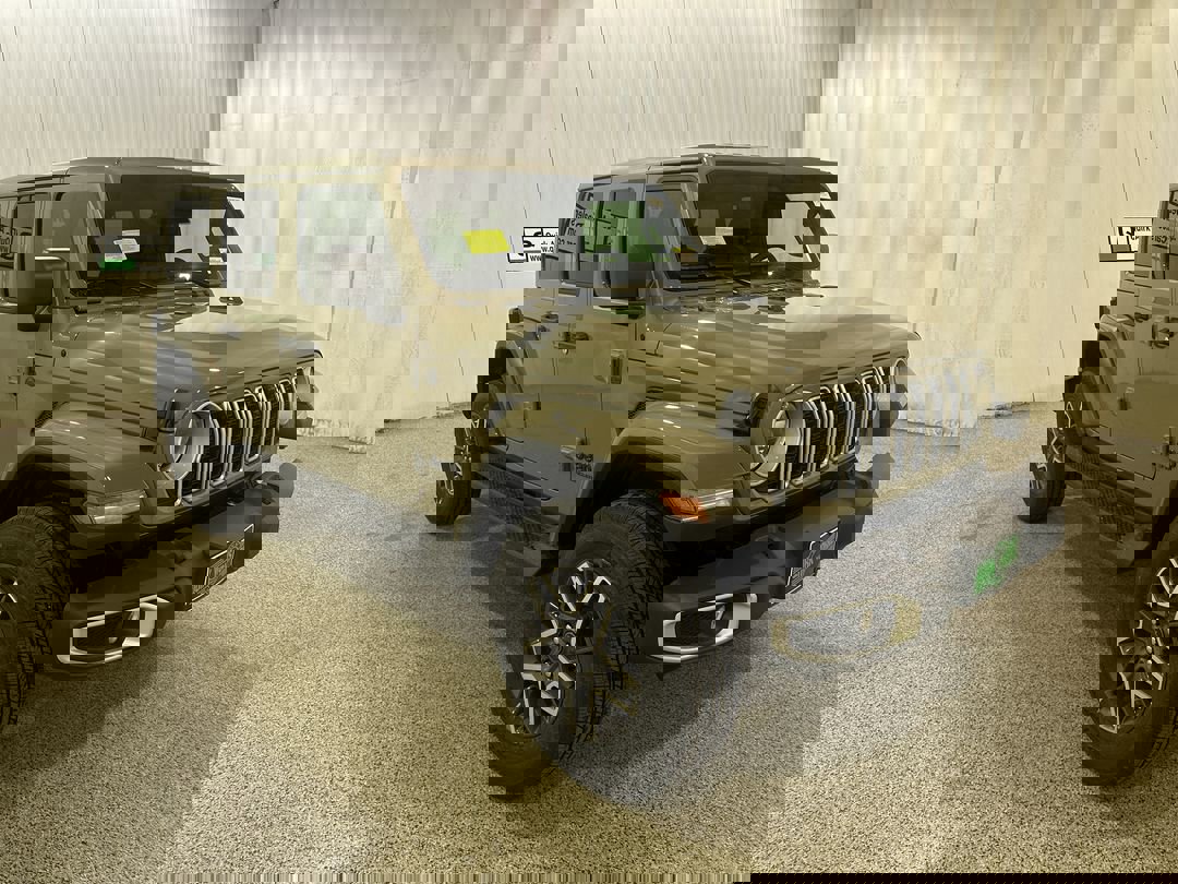 2026 Jeep Wrangler 4-Door Sahara's photo