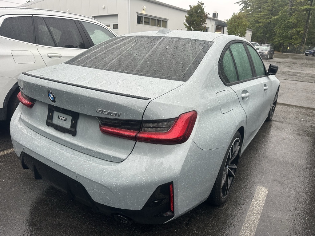 2023 Bmw 330i xDrive photo 3