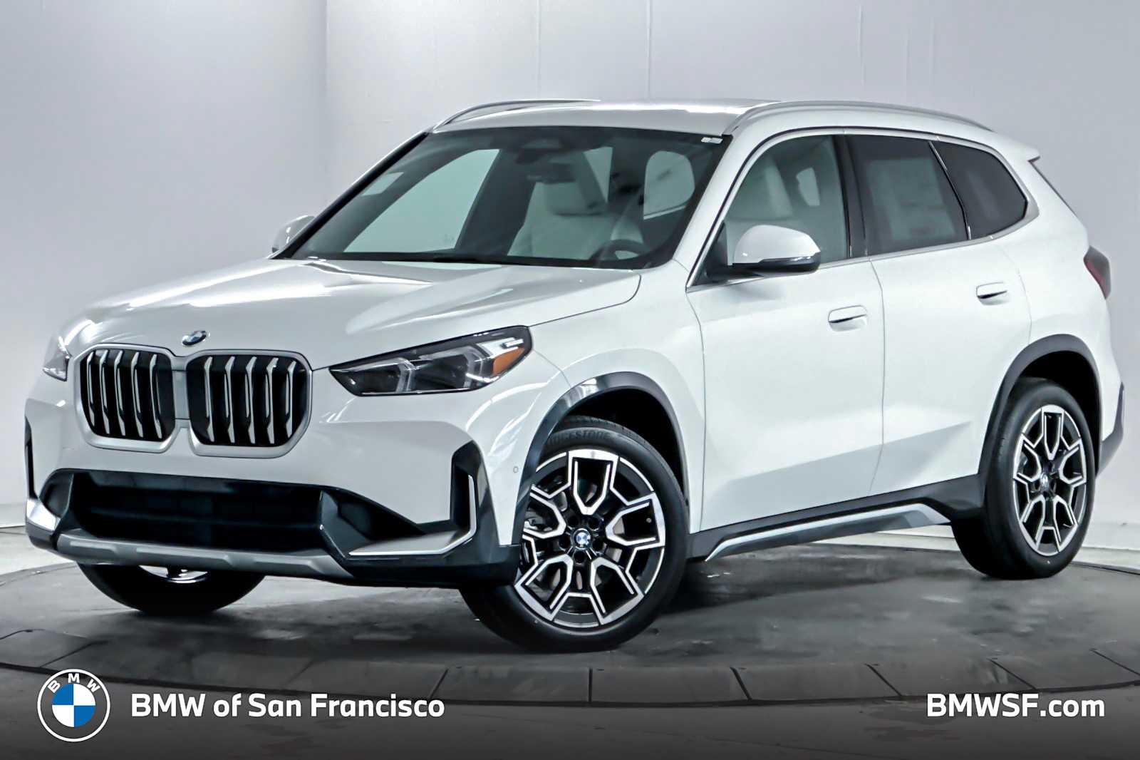 2026 BMW X1 28i's photo