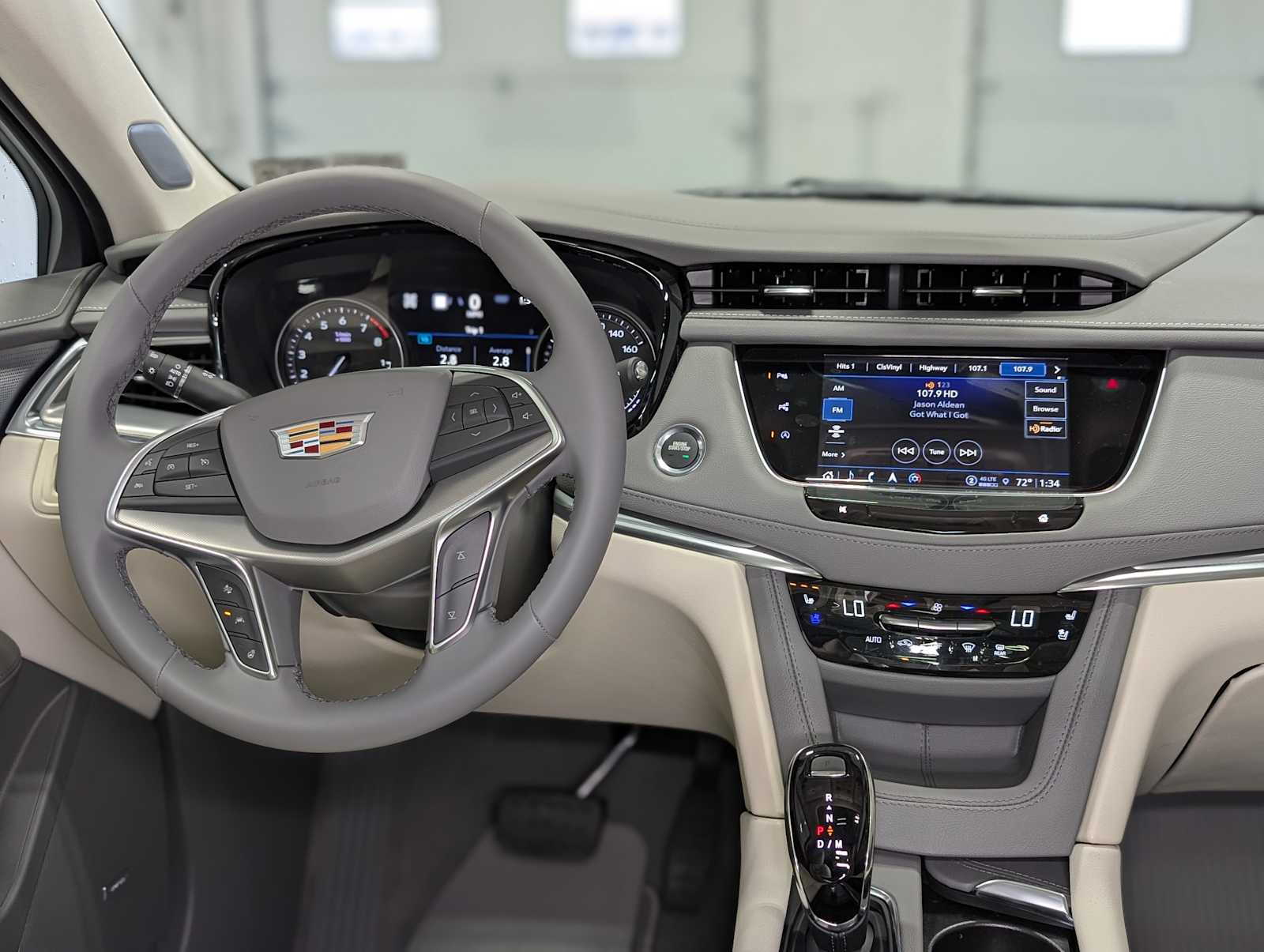 2025 Cadillac XT5 Premium Luxury photo 3