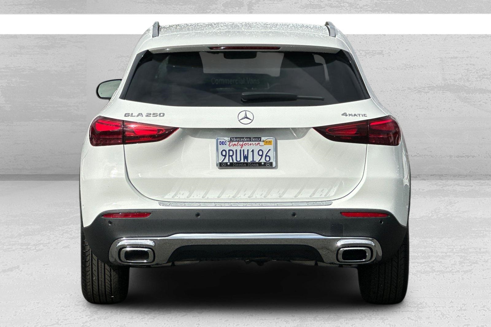 2025 Mercedes Benz GLA 250 4MATIC photo 2