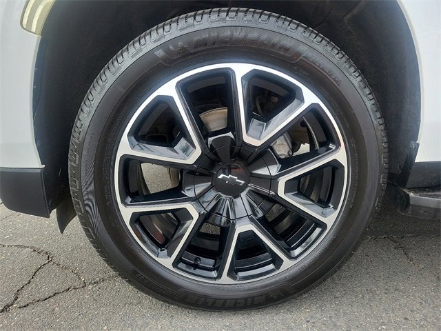 2021 Chevrolet Suburban RST photo 28