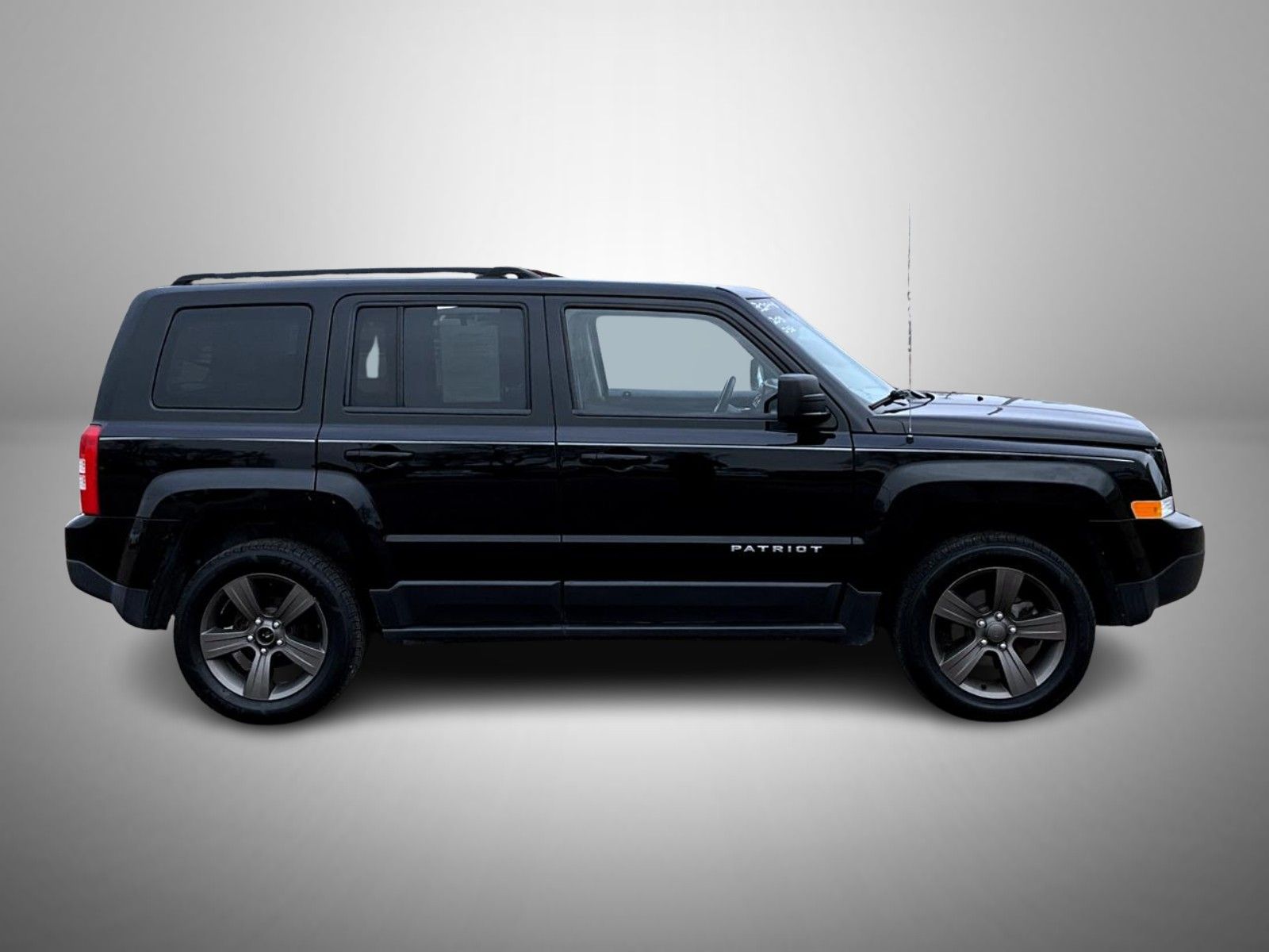 2015 Jeep Patriot Latitude photo 4