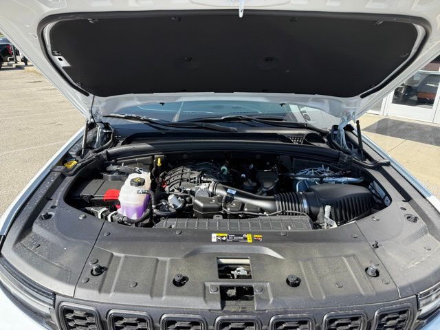 2025 Jeep Grand Cherokee Altitude X photo 11