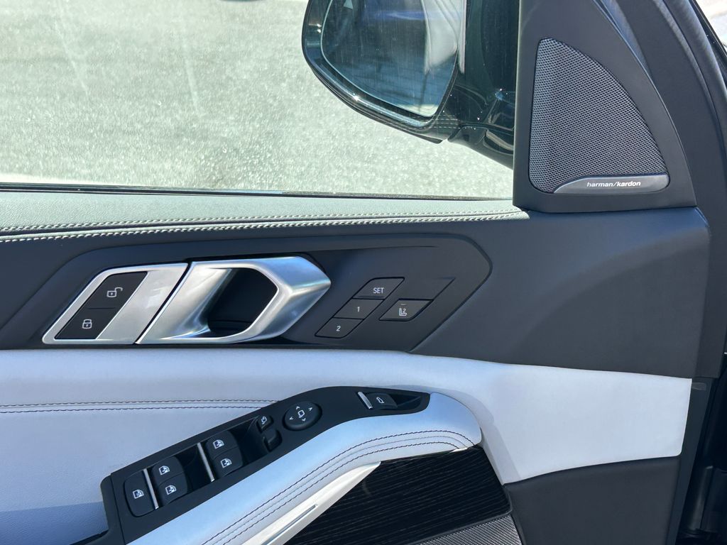 2026 Bmw X5 M60i photo 12
