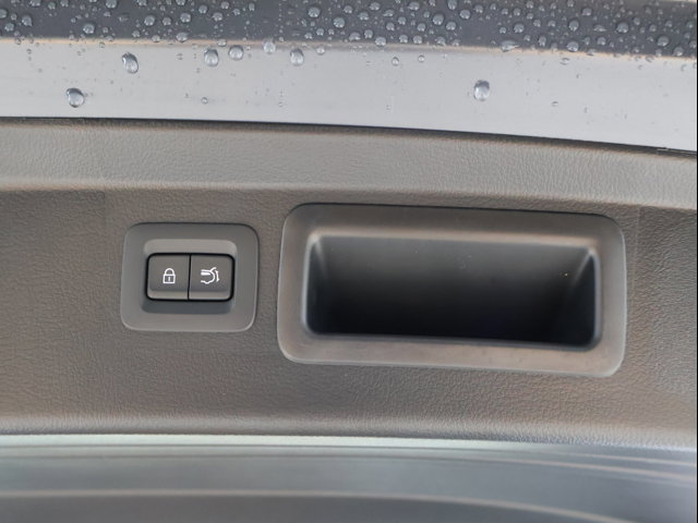 2025 Mazda CX-50 Preferred photo 17