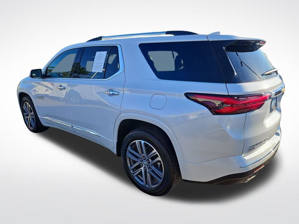2024 Chevrolet Traverse High Country photo 3
