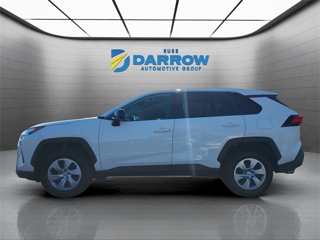 2024 Toyota RAV4 LE photo 2