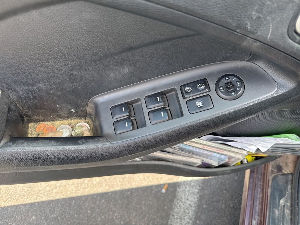 2017 Kia Forte LX Base photo 12