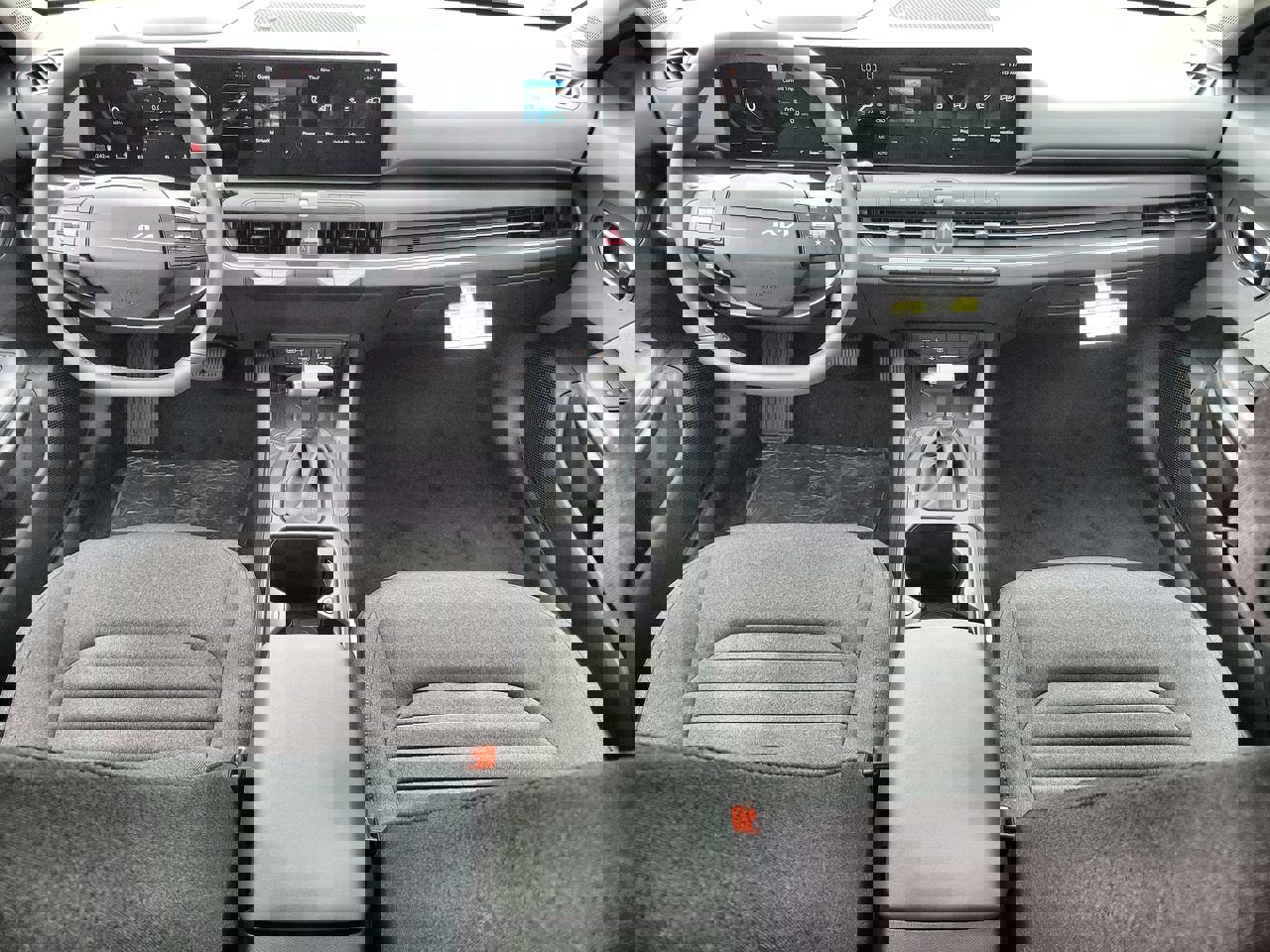 2025 Kia K4 EX photo 14
