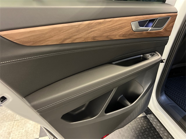 2026 Volkswagen Atlas SE photo 10