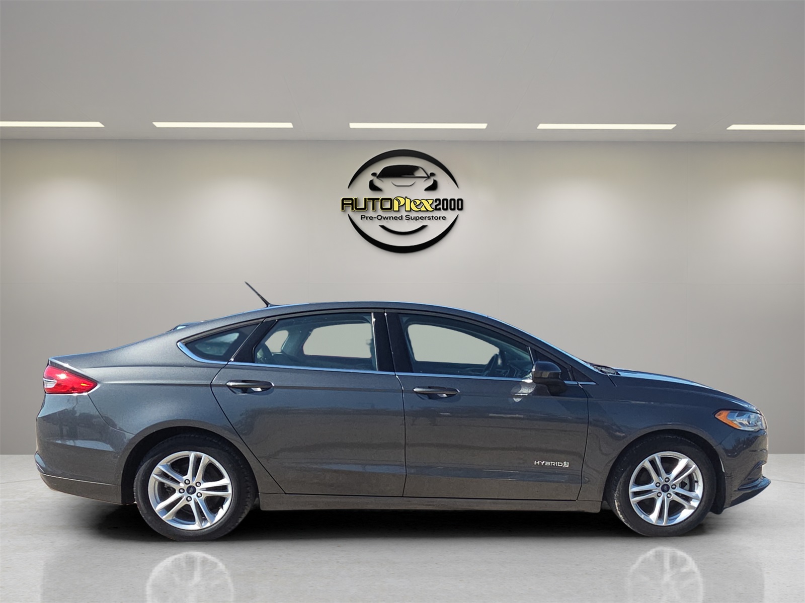 2018 Ford Fusion Hybrid S photo 6