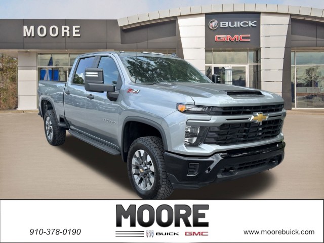 2024 Chevrolet Silverado 2500HD Custom's photo