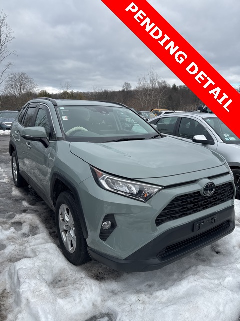 2019 Toyota RAV4 XLE's photo