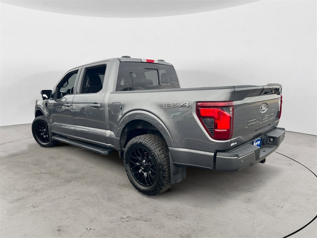 2024 Ford F-150 XLT photo 4