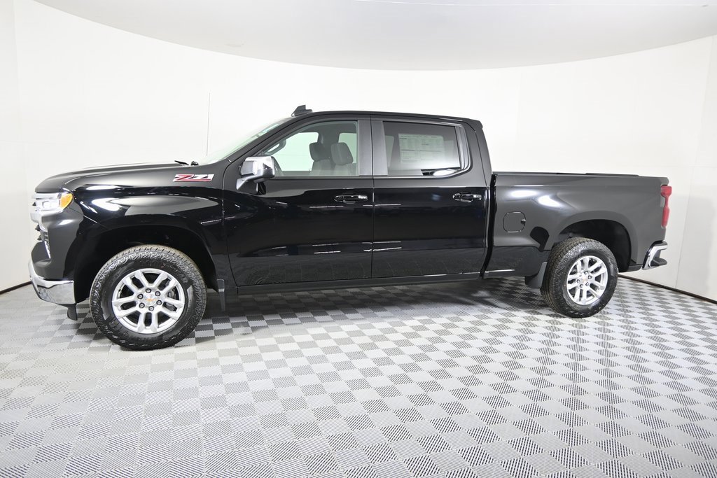 2026 Chevrolet Silverado 1500 LT photo 2