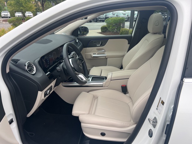 2025 Mercedes Benz GLA 250 4MATIC photo 16